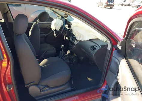 2003 Ford Focus Zx3 z USA, uszkodzony, nr VIN 3FAFP31393R132894